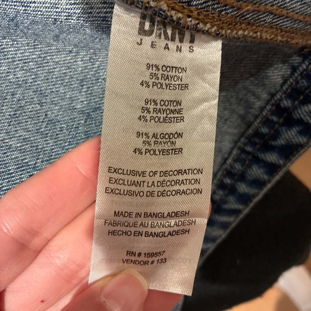 Men’s DKNY Jean Jacket - Picture 4 of 5